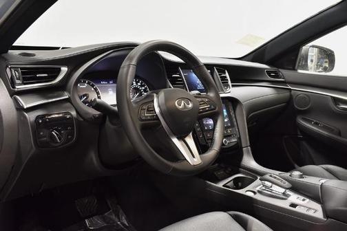 2025 INFINITI QX55 LUXE