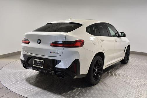 2023 BMW X4 M40i