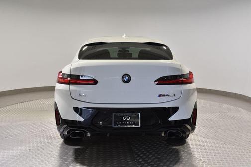 2023 BMW X4 M40i