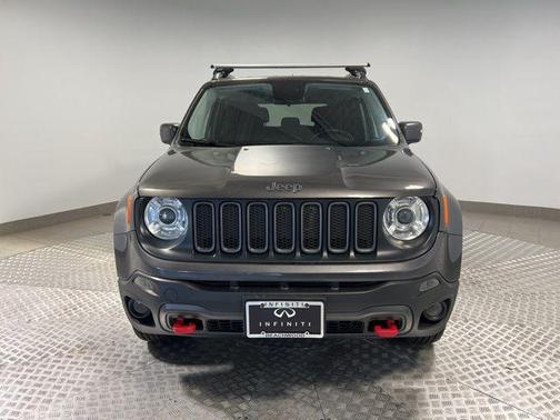 2017 Jeep Renegade Trailhawk