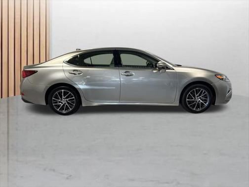 2016 Lexus ES 350 Base