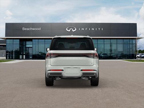 2025 INFINITI QX80 Luxe