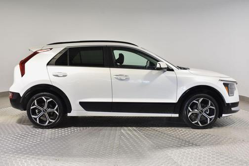 2023 Kia Niro Touring