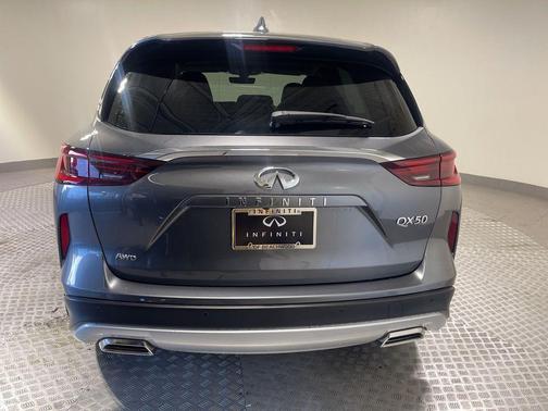 2025 INFINITI QX50 PURE