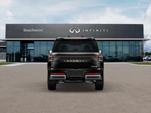 2025 INFINITI QX80 Luxe