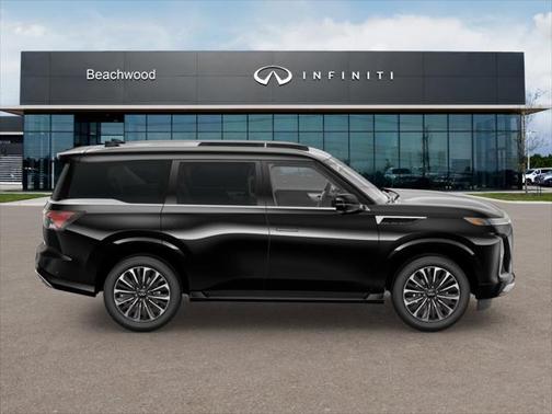 2025 INFINITI QX80 Luxe