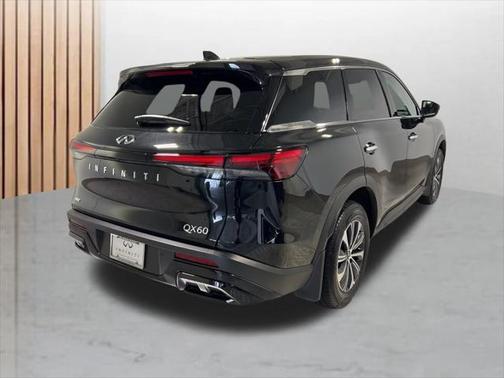 2025 INFINITI QX60 Pure