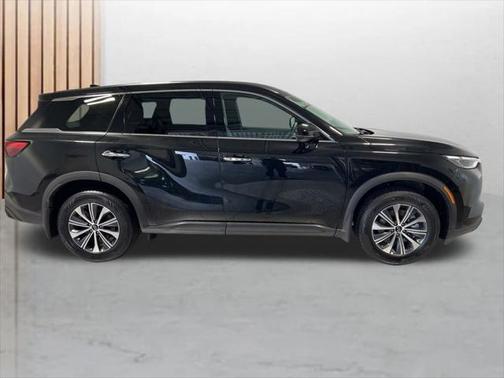 2025 INFINITI QX60 Pure