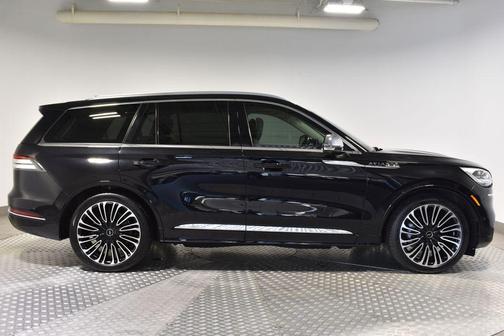2022 Lincoln Aviator Black Label AWD