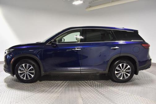 2025 INFINITI QX60 Pure
