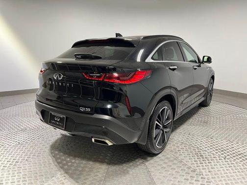 2025 INFINITI QX55 ESSENTIAL