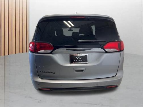 2019 Chrysler Pacifica Touring Plus