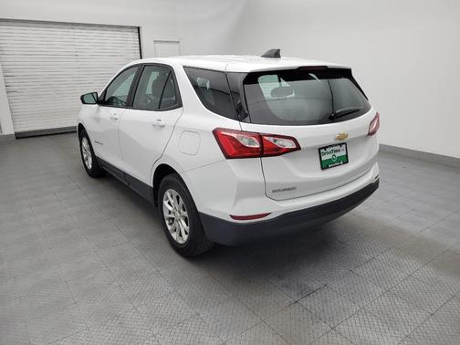 Summit White 2019 Chevrolet Equinox LS