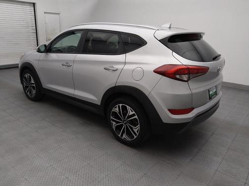 Chromium Silver 2016 Hyundai TUCSON Limited