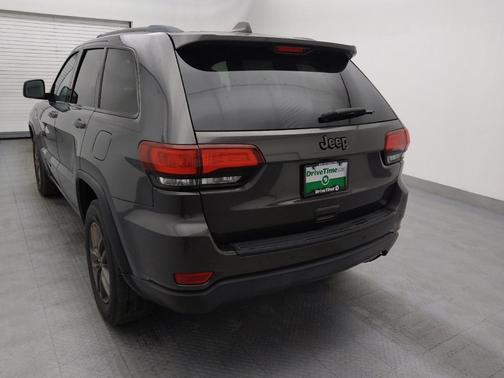 2017 Jeep Grand Cherokee 75th Anniversary Edition 4x2