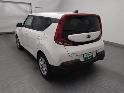 Snow White Pearl 2020 Kia Soul LX