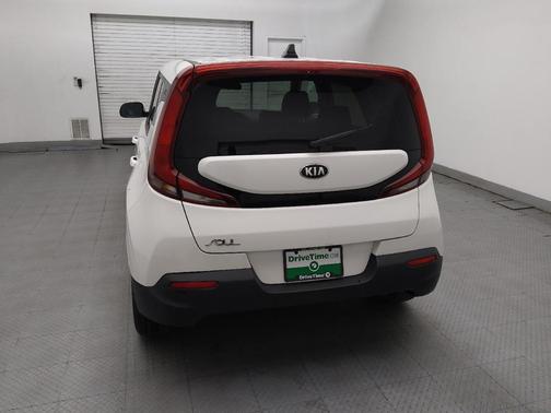 Snow White Pearl 2020 Kia Soul LX