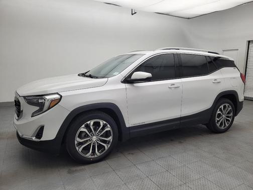 White Frost Tricoat 2021 GMC Terrain SLT