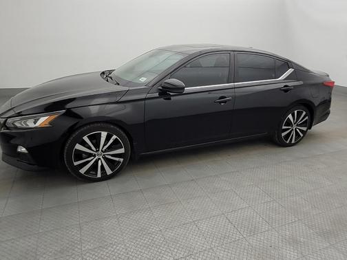 2020 Nissan Altima SR FWD