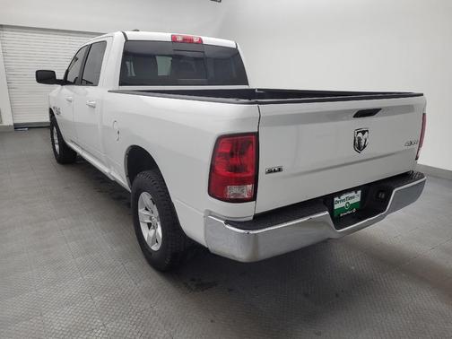 2019 RAM 1500 SLT