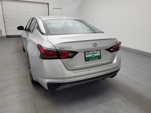 2020 Nissan Altima SR FWD