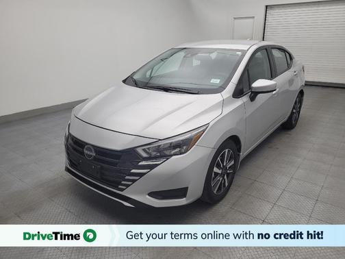 Brilliant Silver Metallic 2025 Nissan Versa 1.6 SV