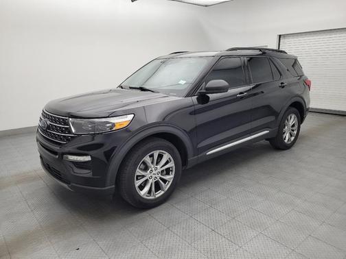 Agate Black Metallic 2020 Ford Explorer XLT