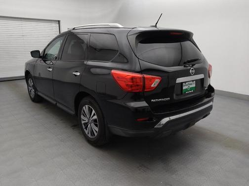 2018 Nissan Pathfinder S
