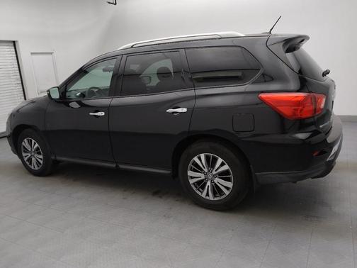 2018 Nissan Pathfinder S