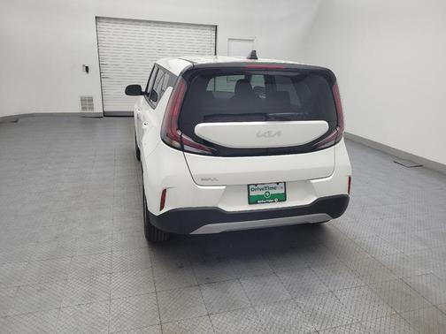 Snow White Pearl 2025 Kia Soul LX