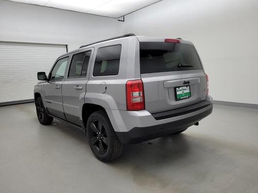 Photo 4 of 31 of 2015 Jeep Patriot Altitude