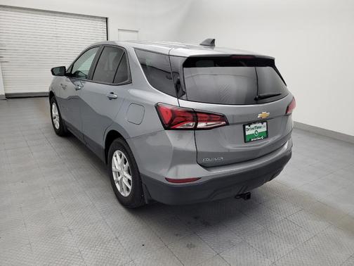 Sterling Gray Metallic 2023 Chevrolet Equinox LS