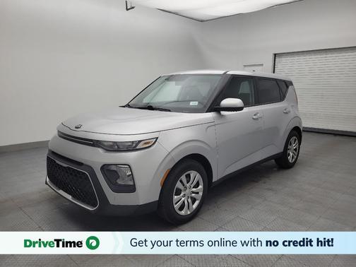 Sparkling Silver 2020 Kia Soul LX