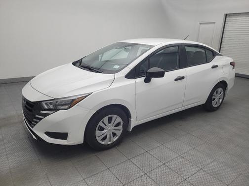 Fresh Powder 2025 Nissan Versa 1.6 S