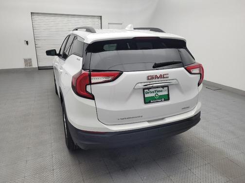 Summit White 2022 GMC Terrain SLE