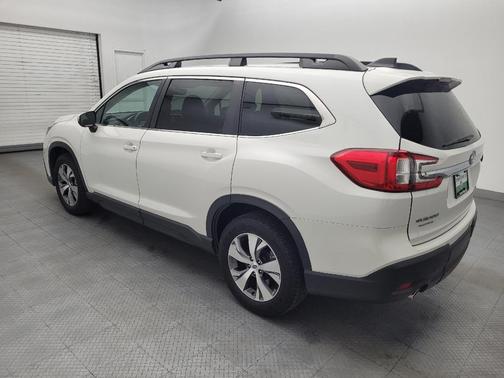 Crystal White Pearl 2023 Subaru Ascent Premium 7-Passenger