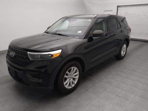 Agate Black Metallic 2021 Ford Explorer