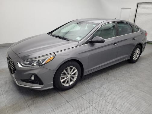 Machine Gray 2018 Hyundai SONATA SE