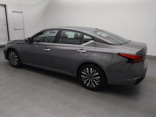 Gun Metallic 2024 Nissan Altima 2.5 SV