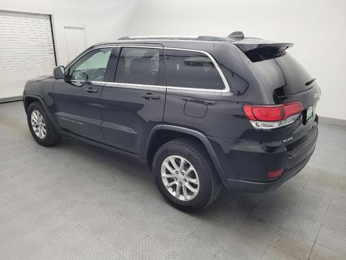 Diamond Black Crystal Pearlcoat 2021 Jeep Grand Cherokee Laredo