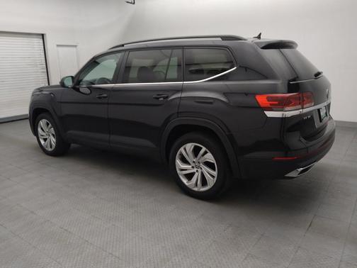 Deep Black Pearl 2021 Volkswagen Atlas 3.6L SE w/Technology