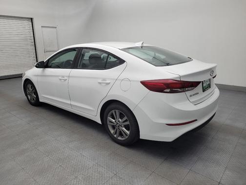 Quartz White Pearl 2017 Hyundai ELANTRA SE