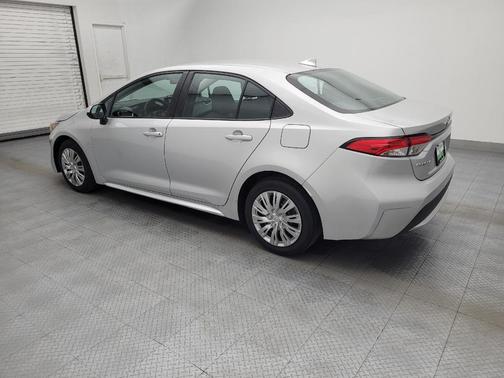Classic Silver Metallic 2022 Toyota Corolla LE