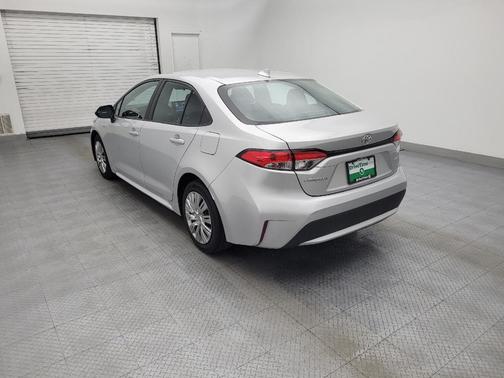 Classic Silver Metallic 2022 Toyota Corolla LE