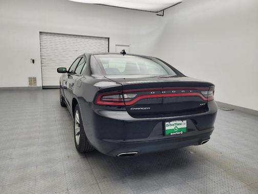 2017 Dodge Charger SXT