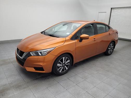 Monarch Orange Pearl Met 2021 Nissan Versa 1.6 SV