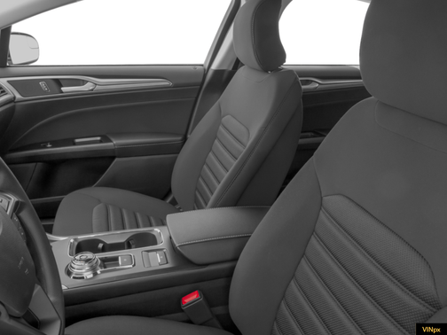 White Gold Metallic 2018 Ford Fusion SE