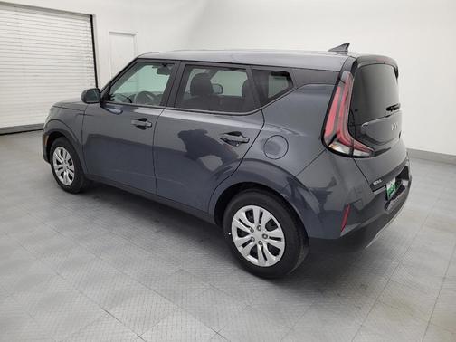 Gravity Gray 2025 Kia Soul LX
