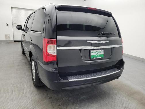 2015 Chrysler Town & Country Touring