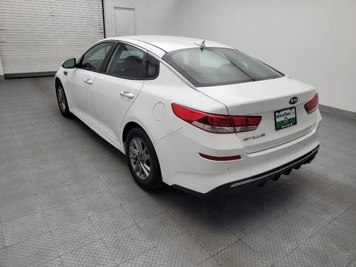 Snow White Pearl 2019 Kia Optima LX